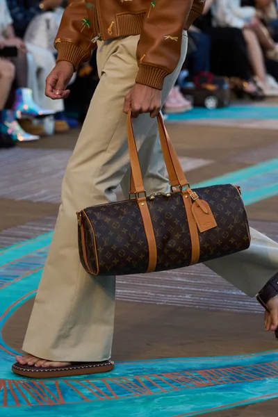 Look 145
